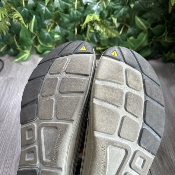 KEEN Uneek Bungee Cord Trail Hiking Sandals Water Shoes Men\'s Sz 10.5 Black Gray main image 9